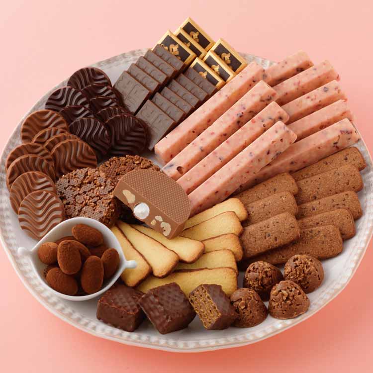 ROYCE' Bright Red 精選什錦禮盒 81件盒裝 送禮大方 北海道豪華綜合朱古力