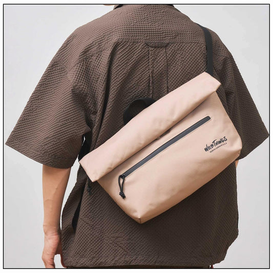 MonoMax 2026年7月號增刊 送WILD THINGS 戶外防水斜孭袋 信差包 Messenger Bag