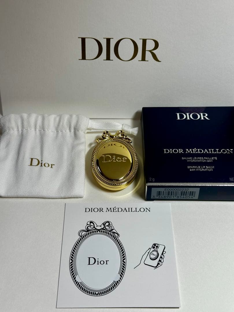 DIOR Medallion 2026 日本專櫃 聖誕限定 水晶粉紅潤唇膏 手機裝飾吊飾