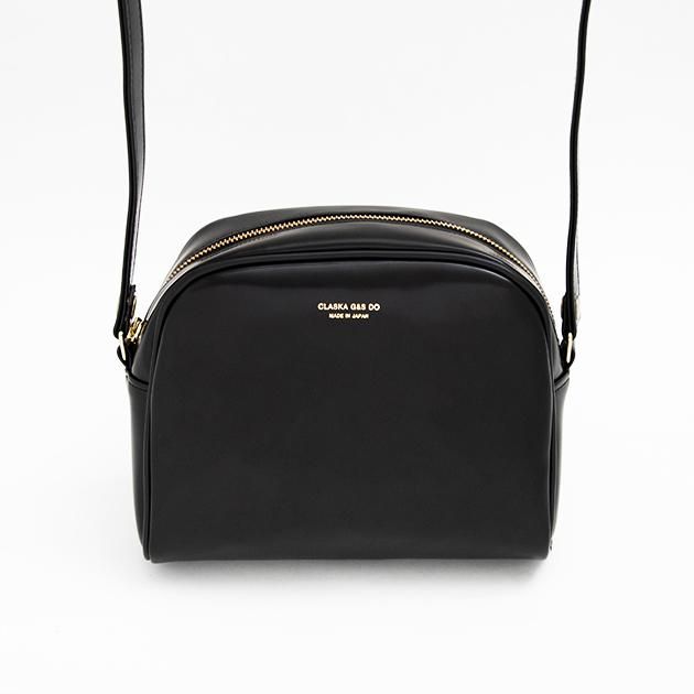 CLASKA｜日本製 BANK 拱形肩背包 - 黑色合成皮革
