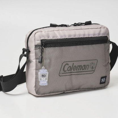 Coleman 日本50週年紀念版 品牌特刊 #08 斜揹袋 米灰色 Shoulder Bag GREIGE