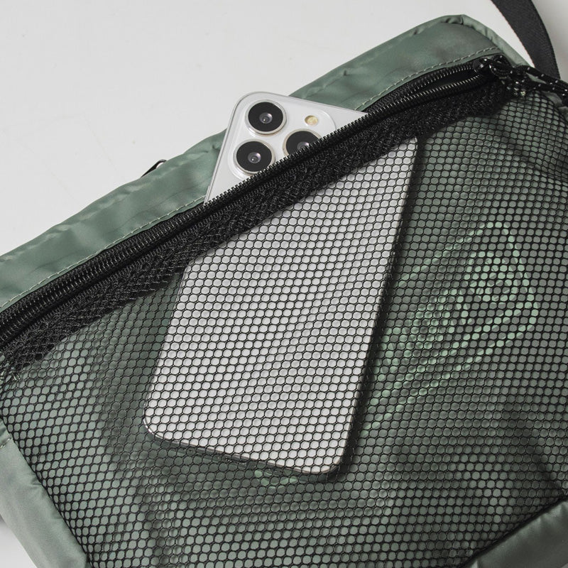 Coleman 日本50週年紀念版 品牌特刊 #08 斜揹袋 卡其綠色 Shoulder Bag KHAKI