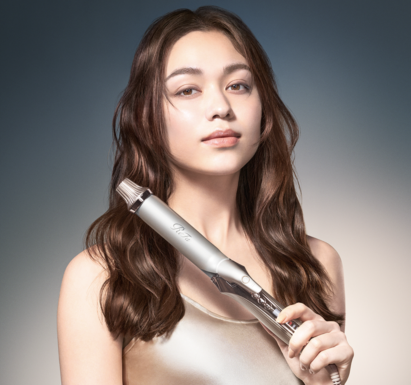 ReFa Curl Iron Pro+ 32mm 專業級新版 捲髮棒 亮澤捲髮器 全球通用電壓 新香檳米灰色