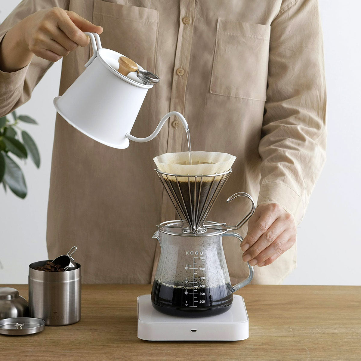 KOGU 珈琲考具 日本製 專業雙杯極細口手沖咖啡壺Pro 磨砂白色款 500ml 47301