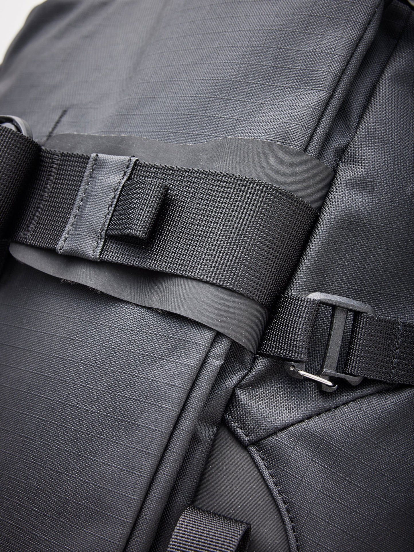 TETON BROS. KOMA38 38L 專業防水滑雪與登山背囊 Backpack