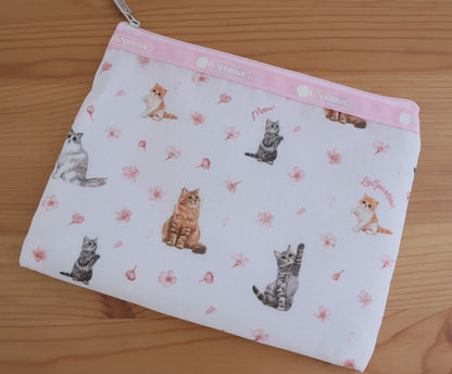 MAQUIA 2026年4月號 通常版 封面堀田真由 附 LeSportsac 貓咪櫻花收納袋