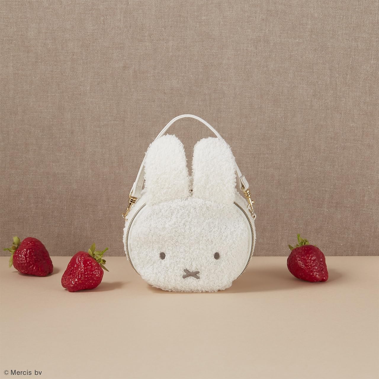 Takarajimasha Miffy Brand Book Strawberry Charm 2WAY Pouch & Shoulder Bag