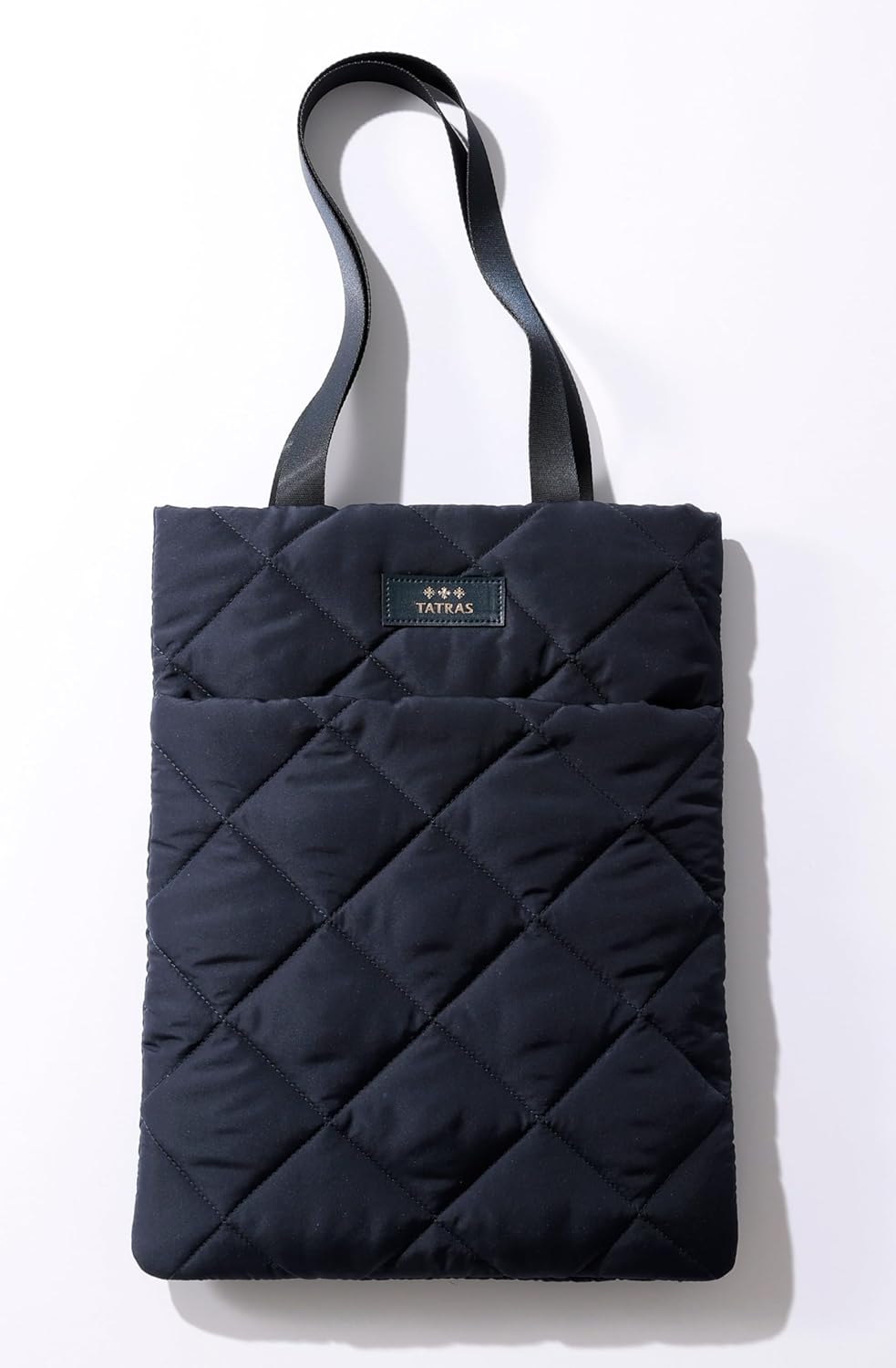 STORY April 2026 supplement cover features Nozomi Sasaki, and includes a free TATRAS soft navy blue tote bag. 