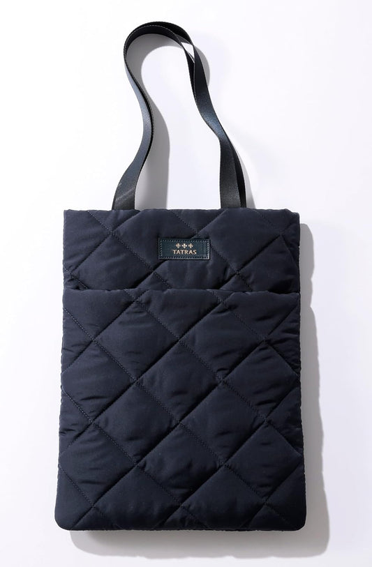 STORY April 2026 supplement cover features Nozomi Sasaki, and includes a free TATRAS soft navy blue tote bag. 