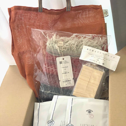 獨家限量包郵套裝 Set B ｜ 日本製 秋田米面膜+秋意小披肩+天然檜木香塊組合
