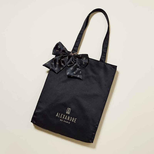 sweet 2026年1月號增刊 附送 ALEXANDRE DE PARIS 緞面手提袋及蝴蝶結掛飾