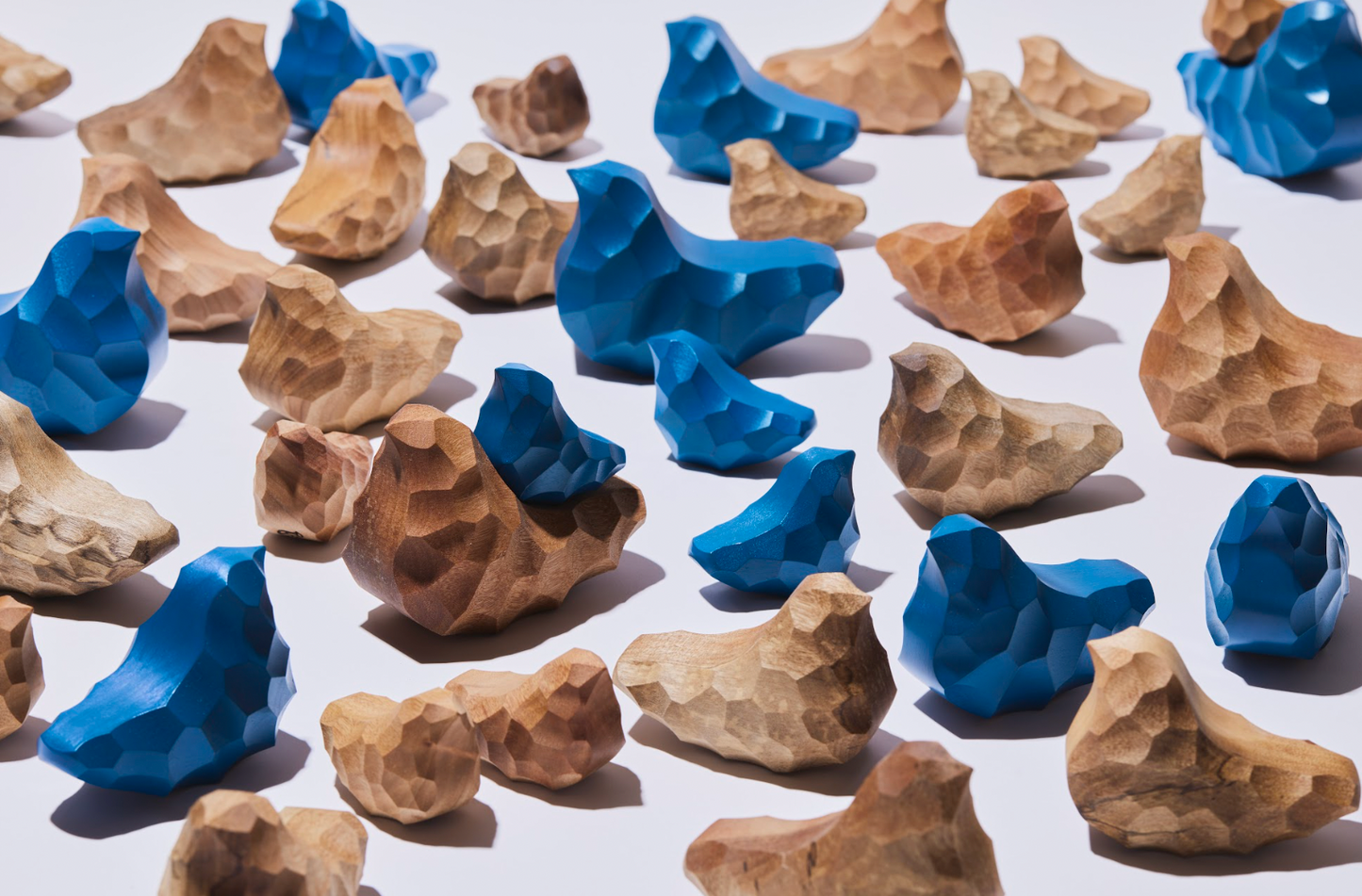 Akihiro Woodworks｜Chicchi  日本製手工木雕雀擺飾