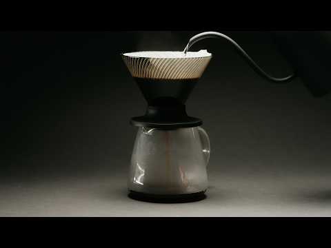 HARIO 日本製 V60 NEO Tritan 防摔樹脂手沖咖啡濾杯 1-4杯用 黑色 透色 琥珀色